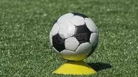 “阿森纳迎战曼联，英超第4轮巅峰对决在即！”